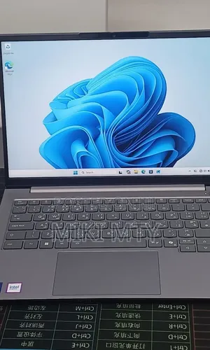New Laptop Dell XPS 13 16GB Intel Core i7 SSD 512GB