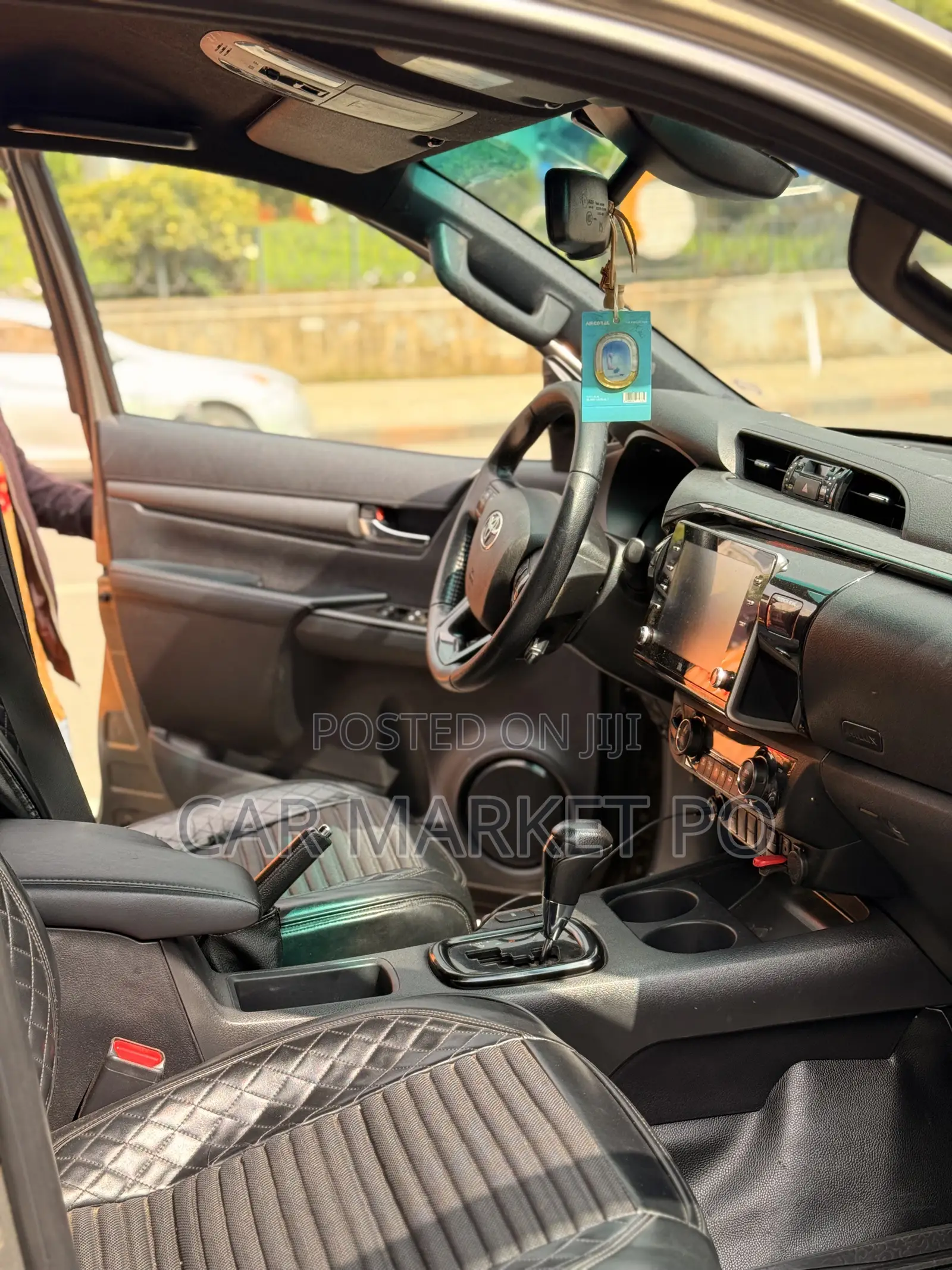Toyota Hilux 2022 Gray