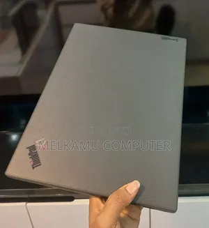 New Laptop Lenovo ThinkPad X1 Carbon Gen11 16GB Intel Core i7 SSD 512GB