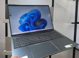 New Laptop Dell Inspiron 15 16GB Intel Core i7 SSD 512GB