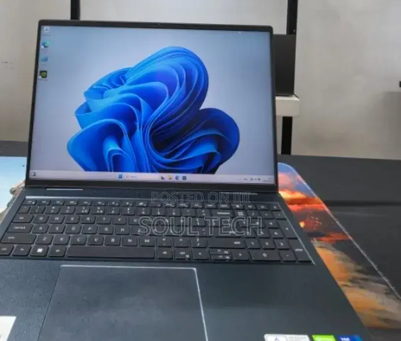 New Laptop Dell Inspiron 15 16GB Intel Core i7 SSD 512GB