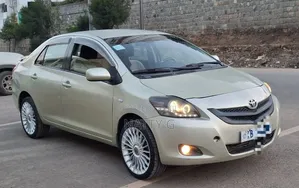 Toyota Yaris 2007 Gold