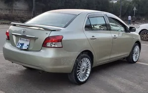 Toyota Yaris 2007 Gold