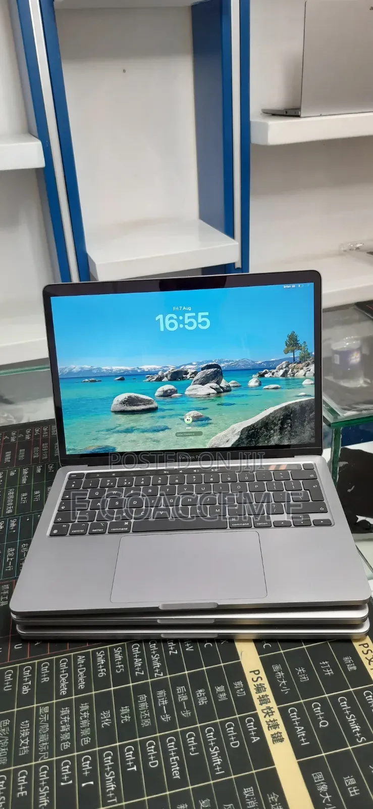 New Laptop Apple MacBook 8GB Apple M1 SSD 512GB