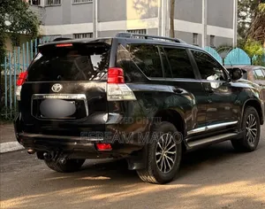Toyota Land Cruiser 2015