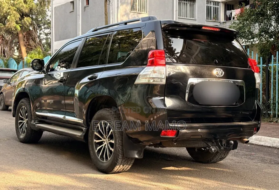 Toyota Land Cruiser 2015
