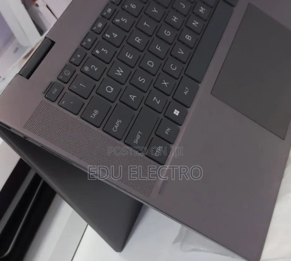 New Laptop HP Envy x360 16GB Intel Core Ultra 7 SSD 512GB