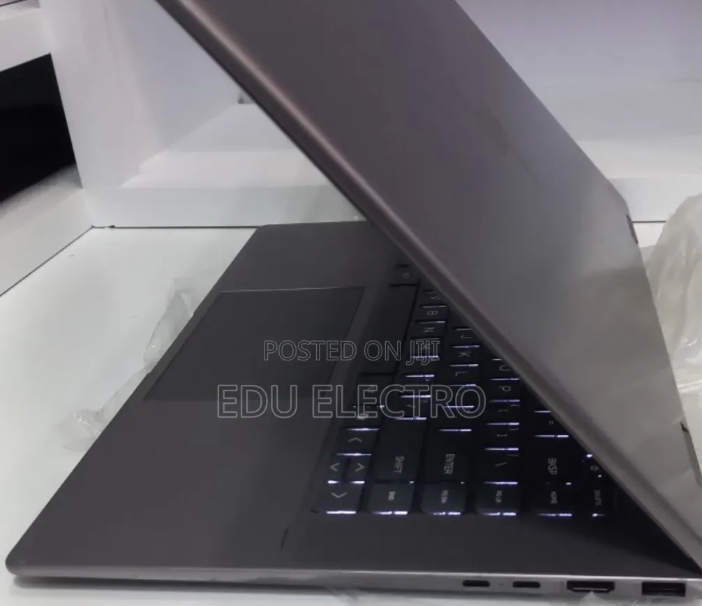 New Laptop HP Envy x360 16GB Intel Core Ultra 7 SSD 512GB