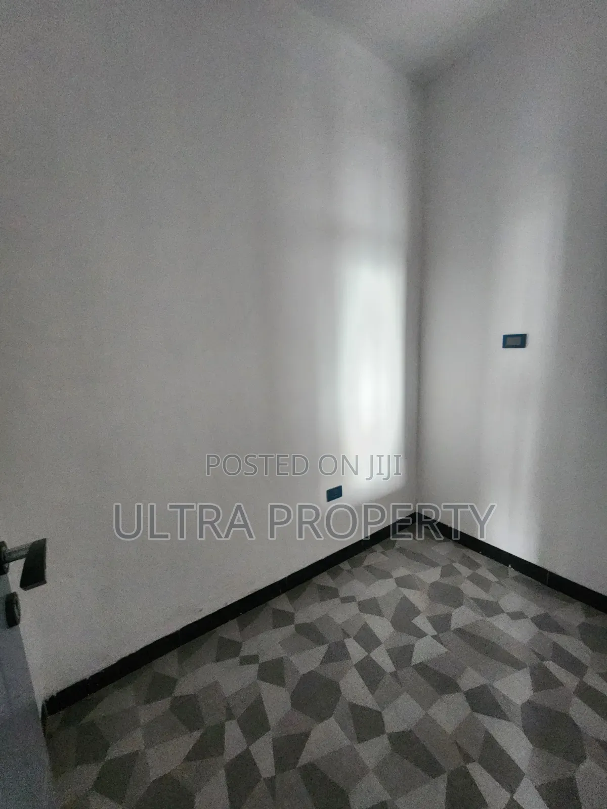 3bdrm Apartment in Bole for sale