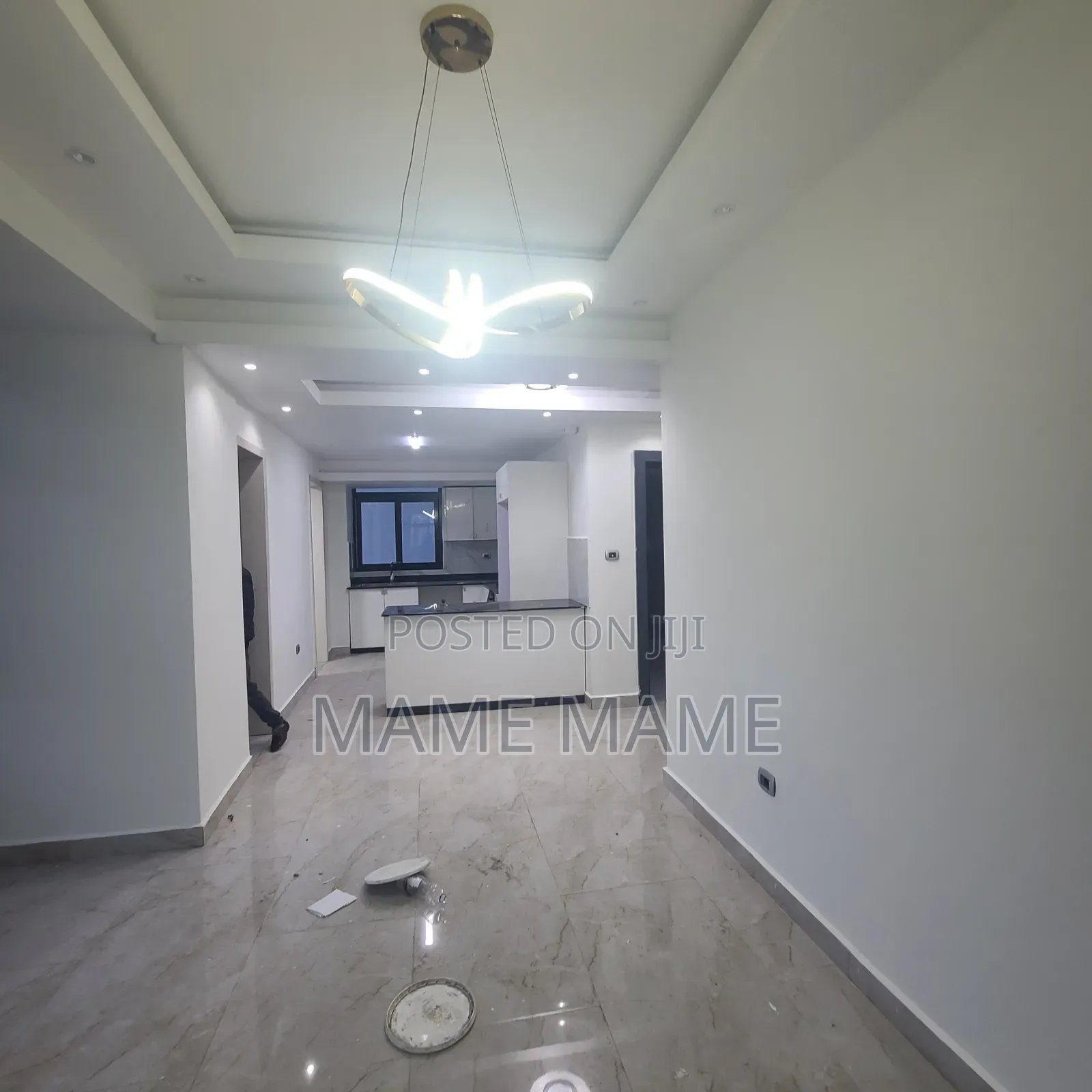 5bdrm Apartment in Addis Abeba, Bole for sale