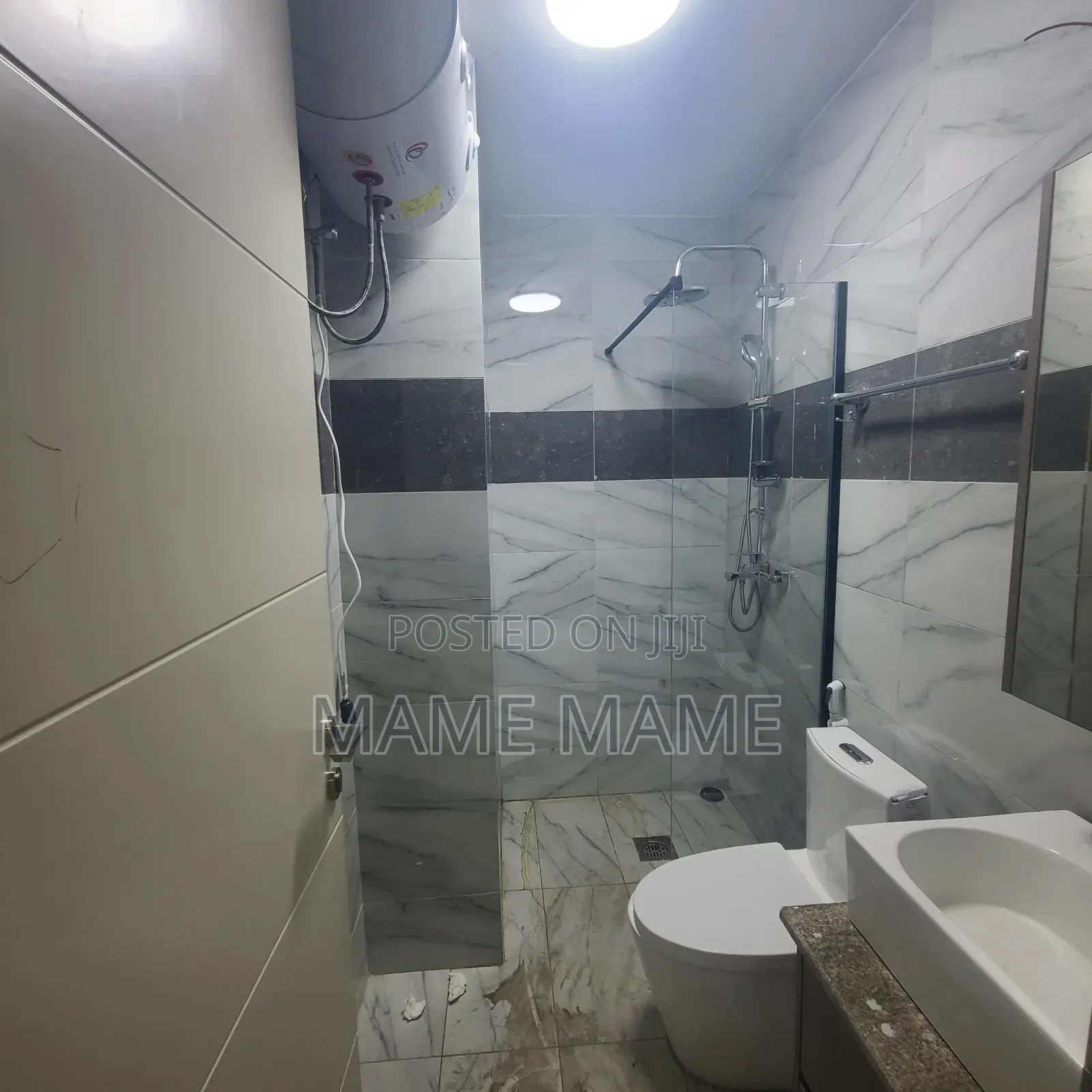 5bdrm Apartment in Addis Abeba, Bole for sale