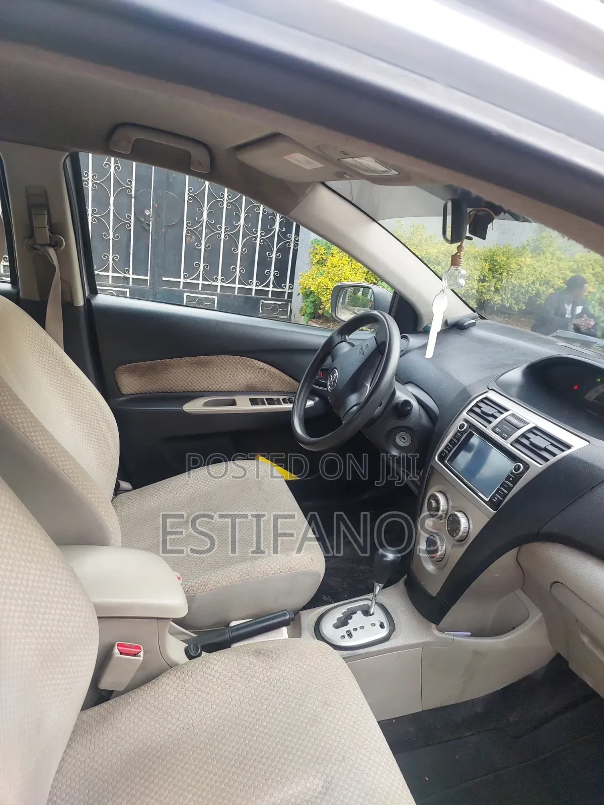 Toyota Yaris 2008 Silver