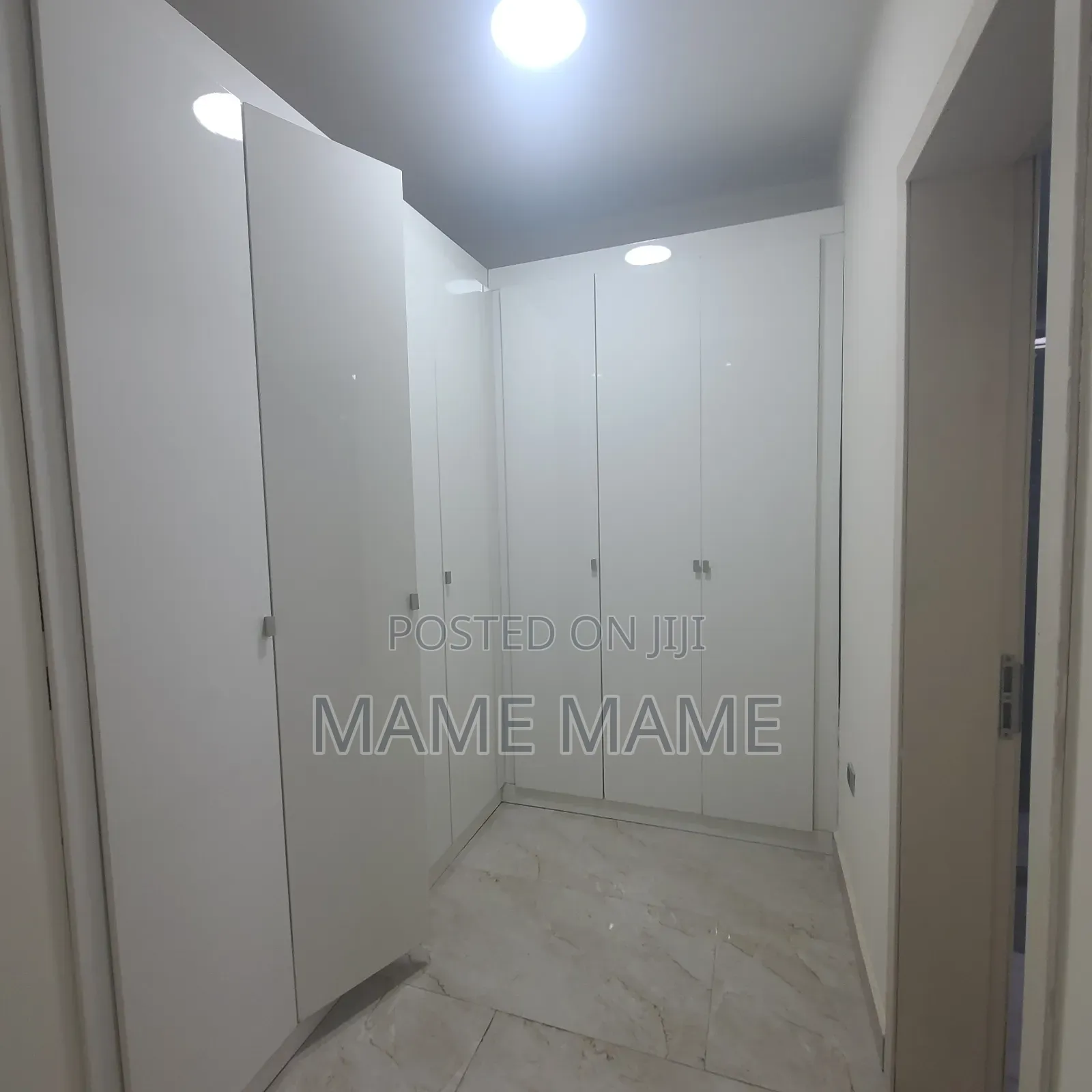 5bdrm Apartment in Addis Abeba, Bole for rent
