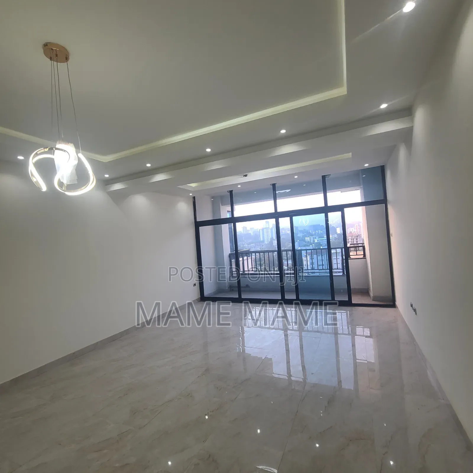 5bdrm Apartment in Addis Abeba, Bole for rent