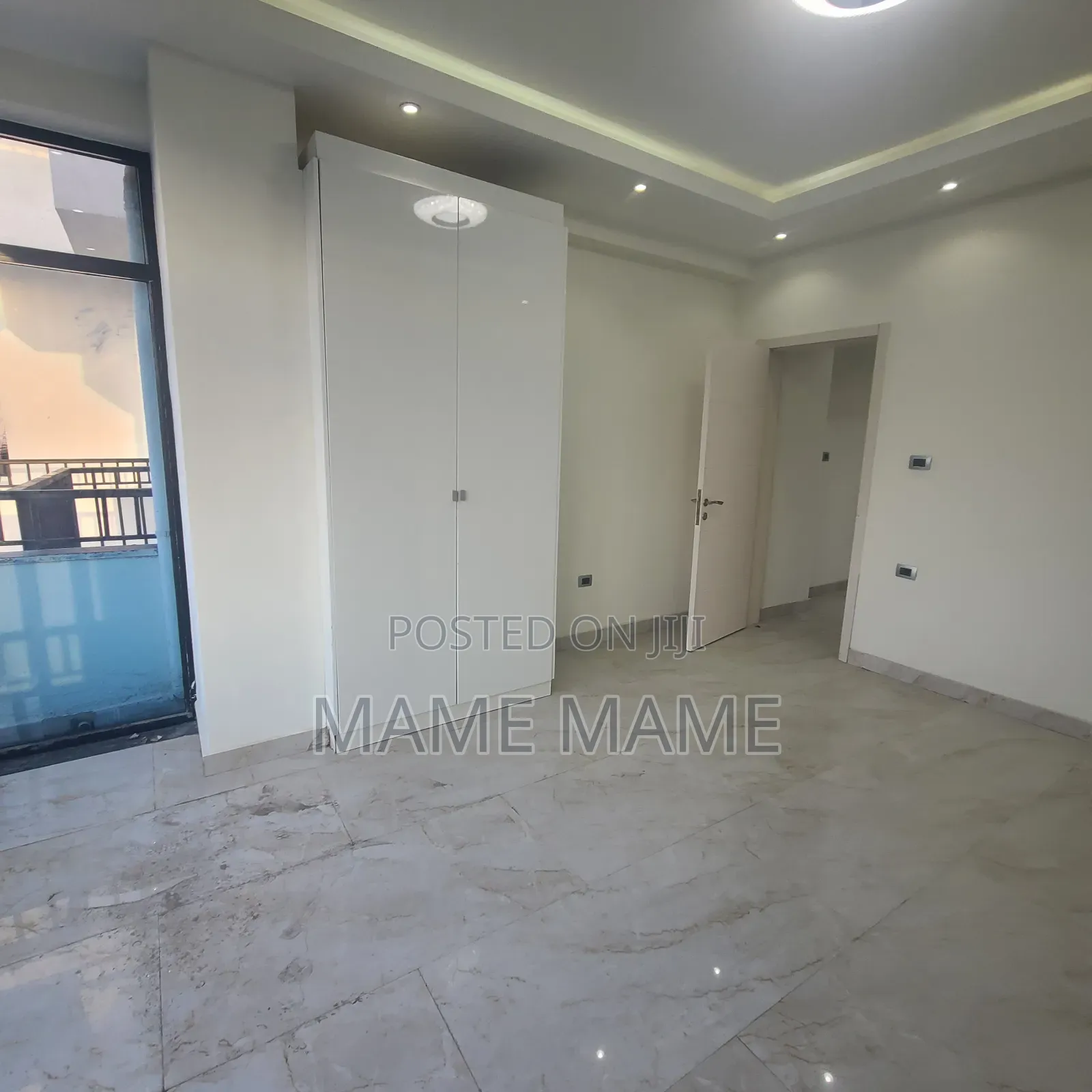 5bdrm Apartment in Addis Abeba, Bole for rent