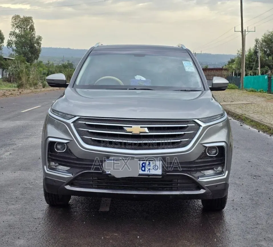 Chevrolet Captiva 2021 Gray