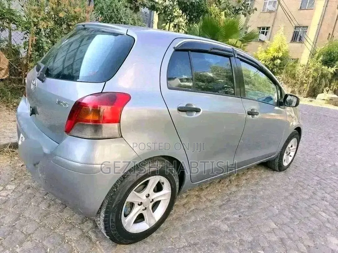 Toyota Yaris 2009