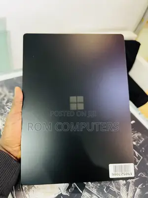 Laptop Microsoft Surface Laptop 4 1GB Intel Core i7 SSD 512GB