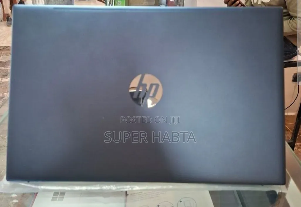 New Laptop HP Pavilion 10 16GB Intel Core i5 SSD 512GB