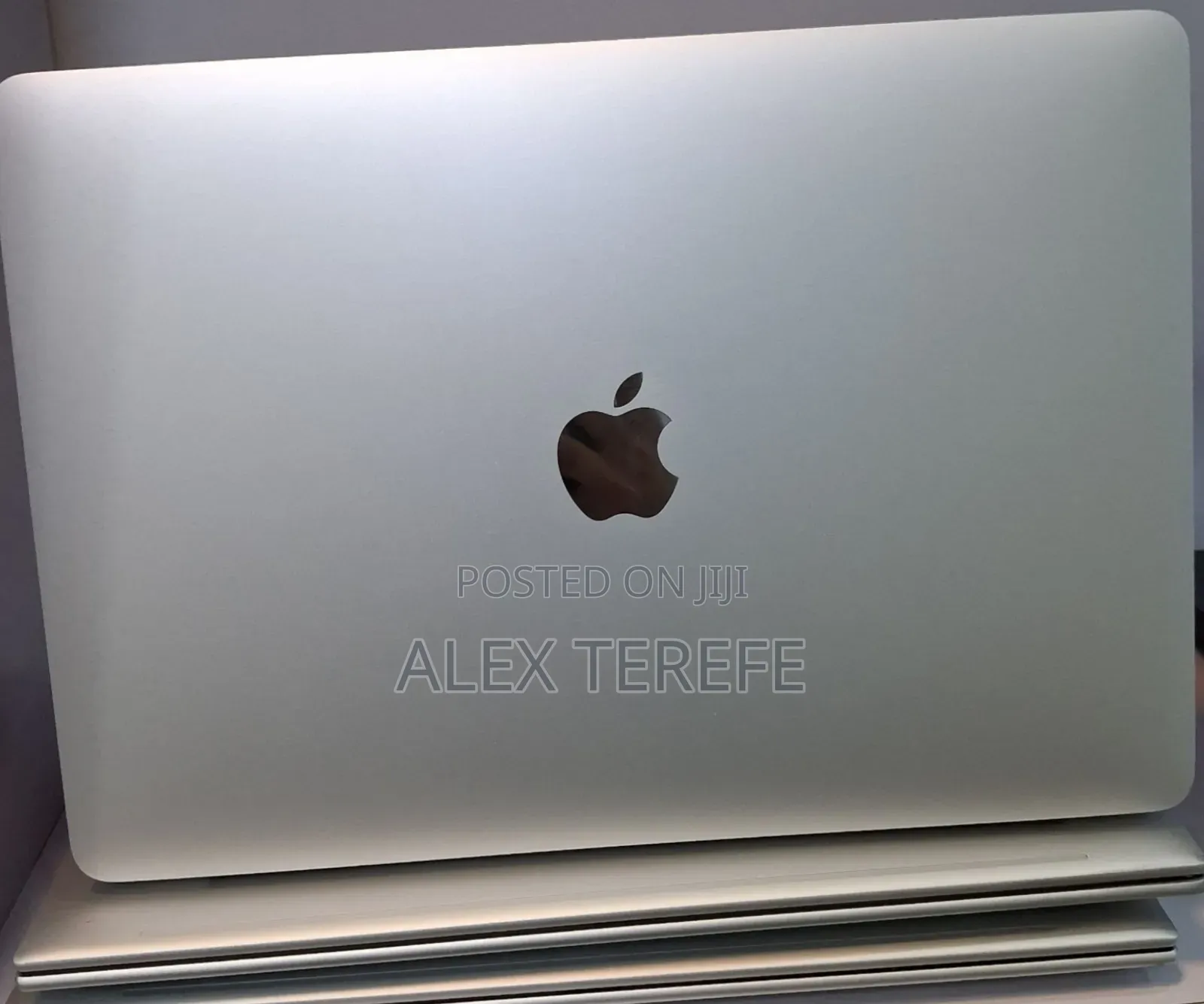 New Laptop Apple MacBook Pro 2017 16GB Intel Core i5 SSD 256GB