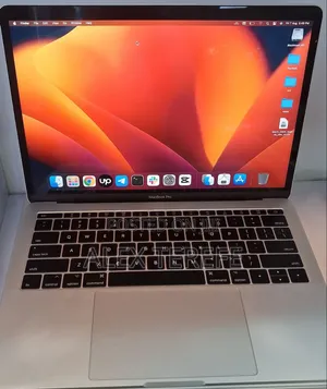 New Laptop Apple MacBook Pro 2017 16GB Intel Core i5 SSD 256GB