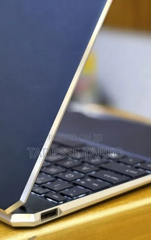New Laptop HP Spectre 16GB Intel Core i7 SSD 512GB