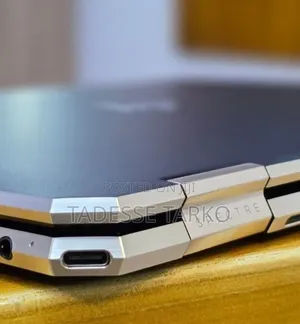 New Laptop HP Spectre 16GB Intel Core i7 SSD 512GB