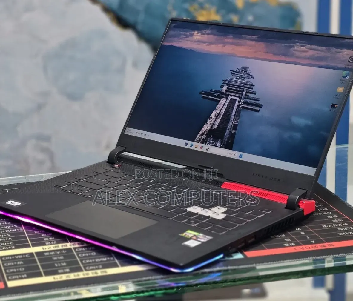 New Laptop Asus ROG Strix G15 16GB AMD Ryzen 9 SSD 512GB