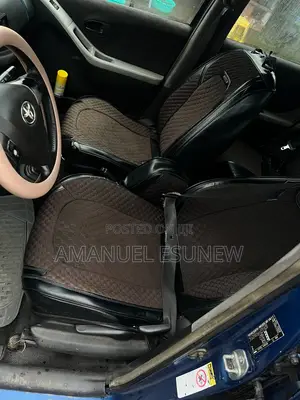 Toyota Yaris 1.3 2005 Blue
