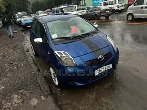 Toyota Yaris 1.3 2005 Blue