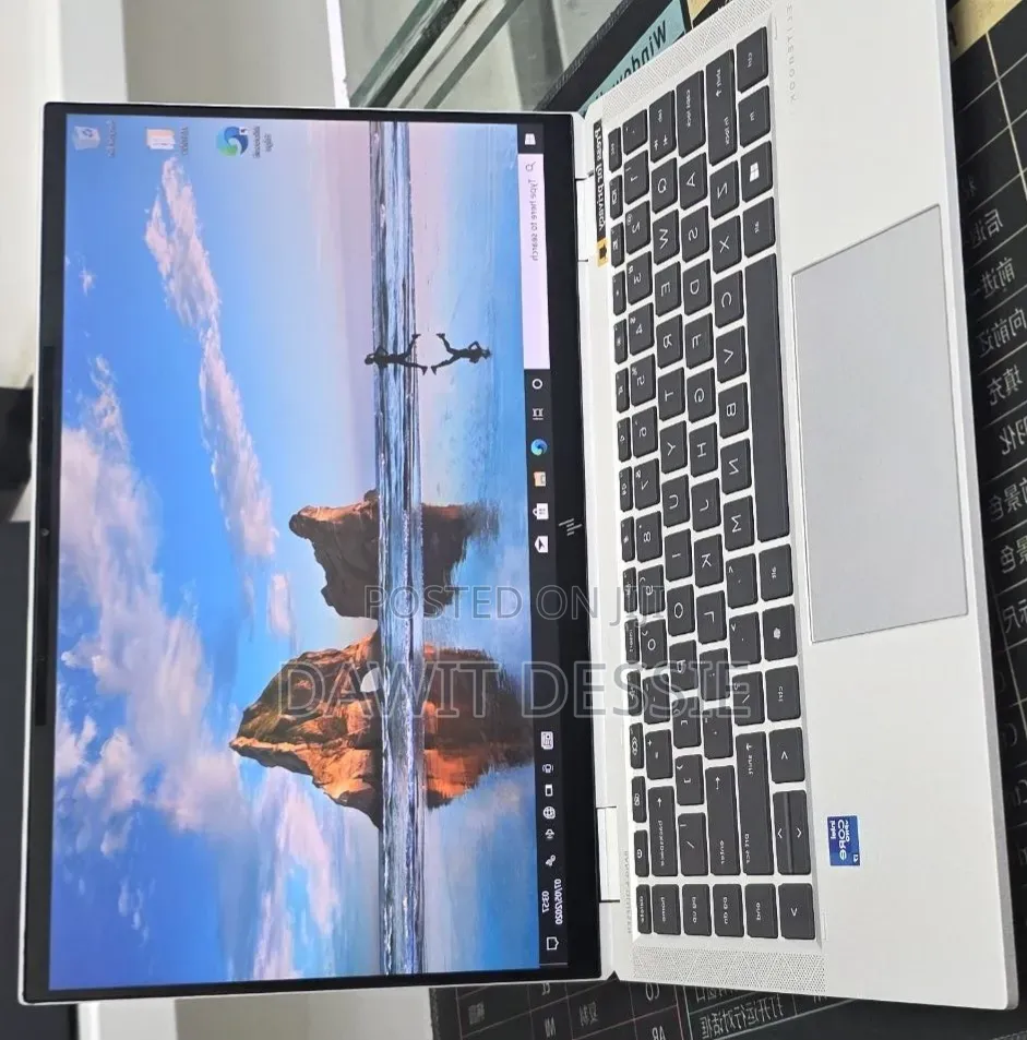 New Laptop HP EliteBook 1040 G8 16GB Intel Core i7 SSD 512GB