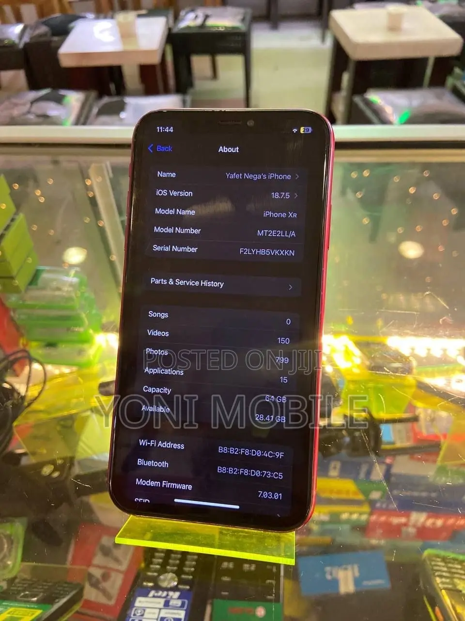 Apple iPhone XR 64 GB Red