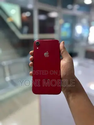 Apple iPhone XR 64 GB Red
