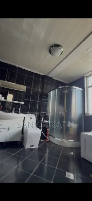 5bdrm Villa in Nifas Silk-Lafto for rent
