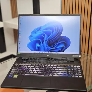 New Laptop Acer Predator Helios 300 16GB Intel Core i9 SSD 1T