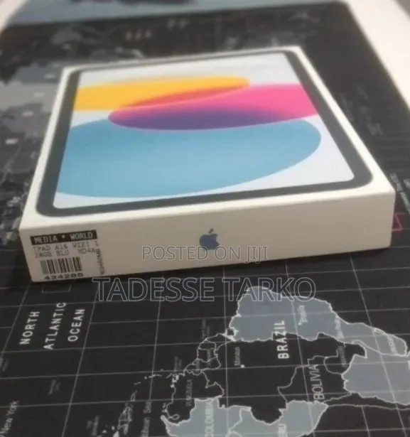 New Apple iPad (2025) 128 GB