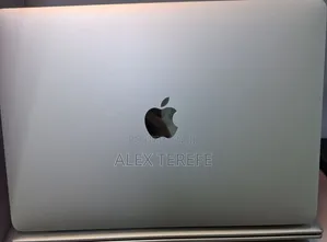 New Laptop Apple MacBook Pro 2019 16GB Intel Core i7 SSD 512GB