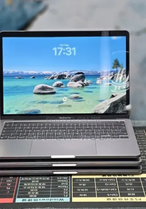 New Laptop Apple MacBook Pro 2020 M1 8GB Apple M1 SSD 512GB