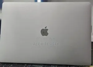 New Laptop Apple MacBook Pro 2019 32GB Intel Core i9 SSD 1T