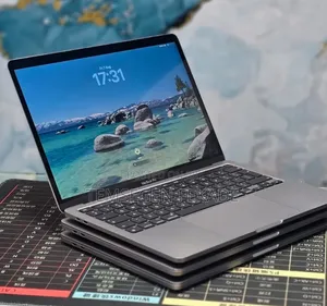 New Laptop Apple MacBook Pro 2020 M1 8GB Apple M1 Pro SSD 512GB