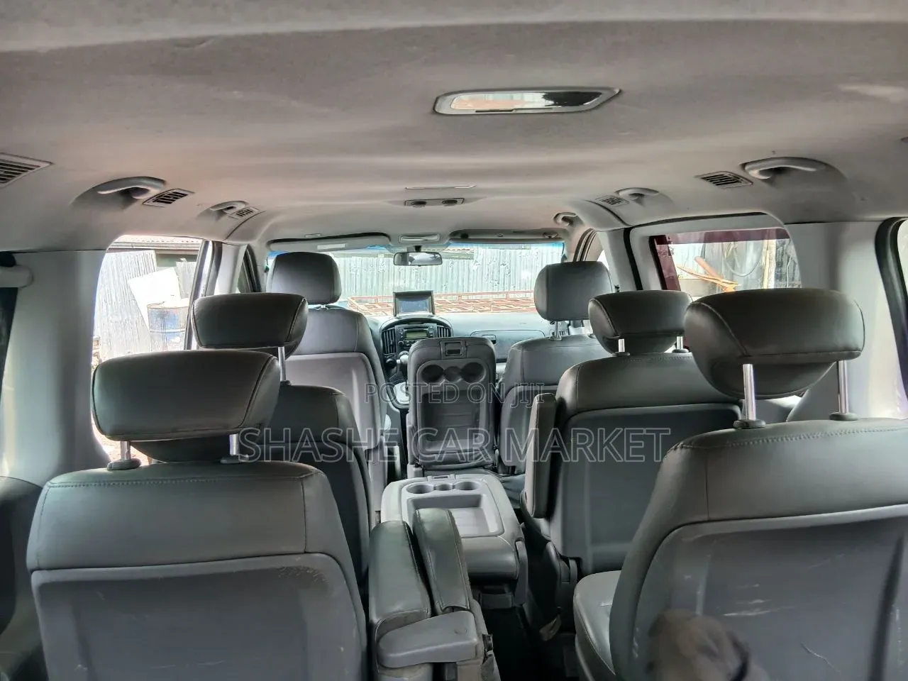 Hyundai H300 2015 Silver