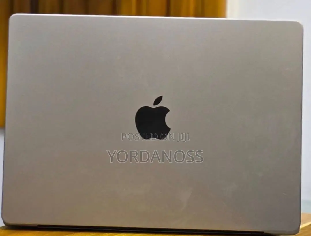 New Laptop Apple MacBook Pro 2021 M1 16GB Apple M1 Pro SSD 512GB