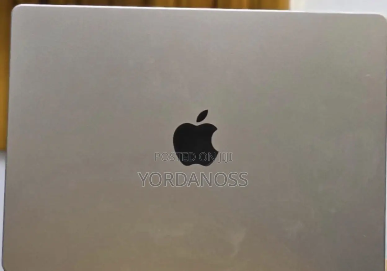 New Laptop Apple MacBook Pro 2021 M1 16GB Apple M1 Pro SSD 512GB