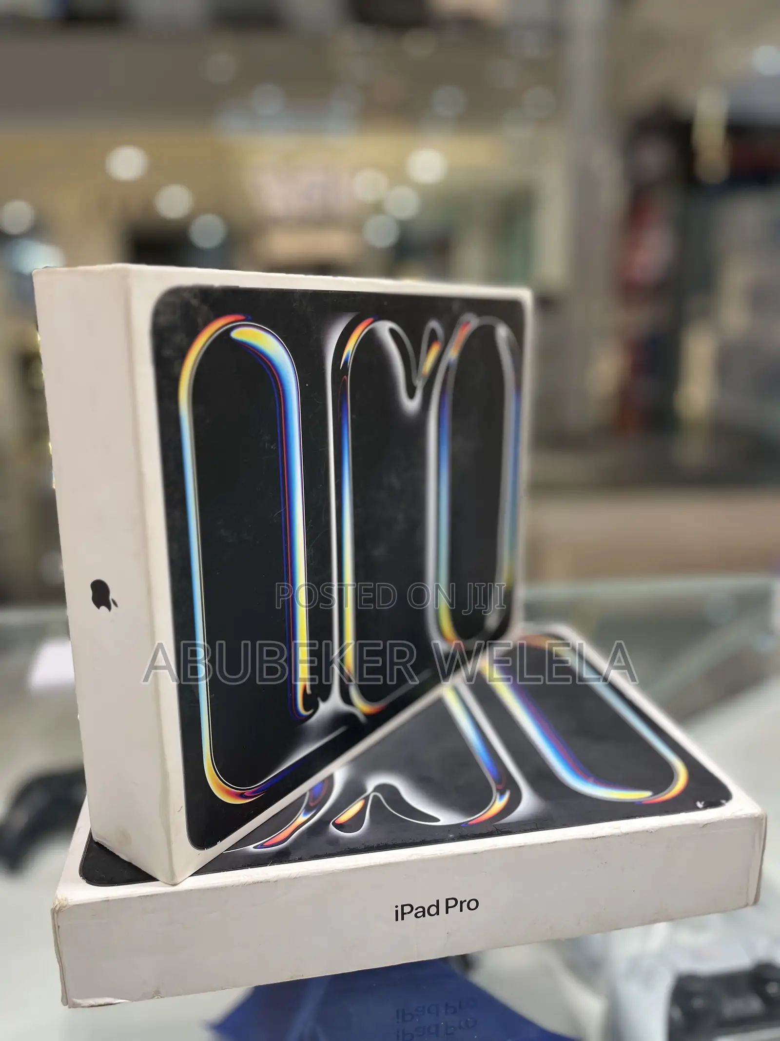 New Apple iPad Pro 13 (2024) 256 GB