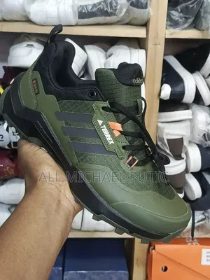 Adidas Terrex Very High Comfort Shoes