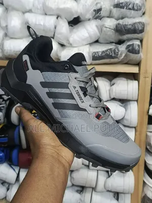 Adidas Terrex Very High Comfort Shoes