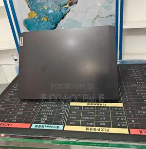 New Laptop Lenovo 8GB AMD Ryzen 5 SSD 512GB