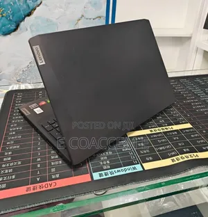New Laptop Lenovo 8GB AMD Ryzen 5 SSD 512GB