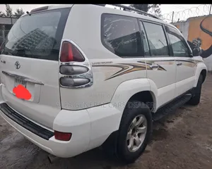 Toyota Land Cruiser Prado 2004