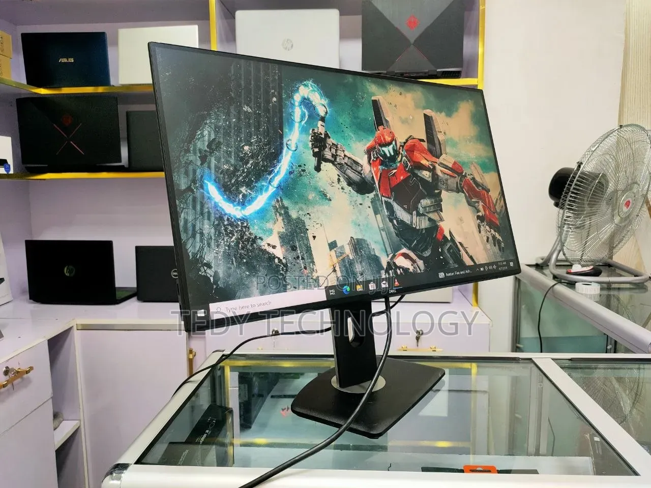 27 Inch 2 K Monitor